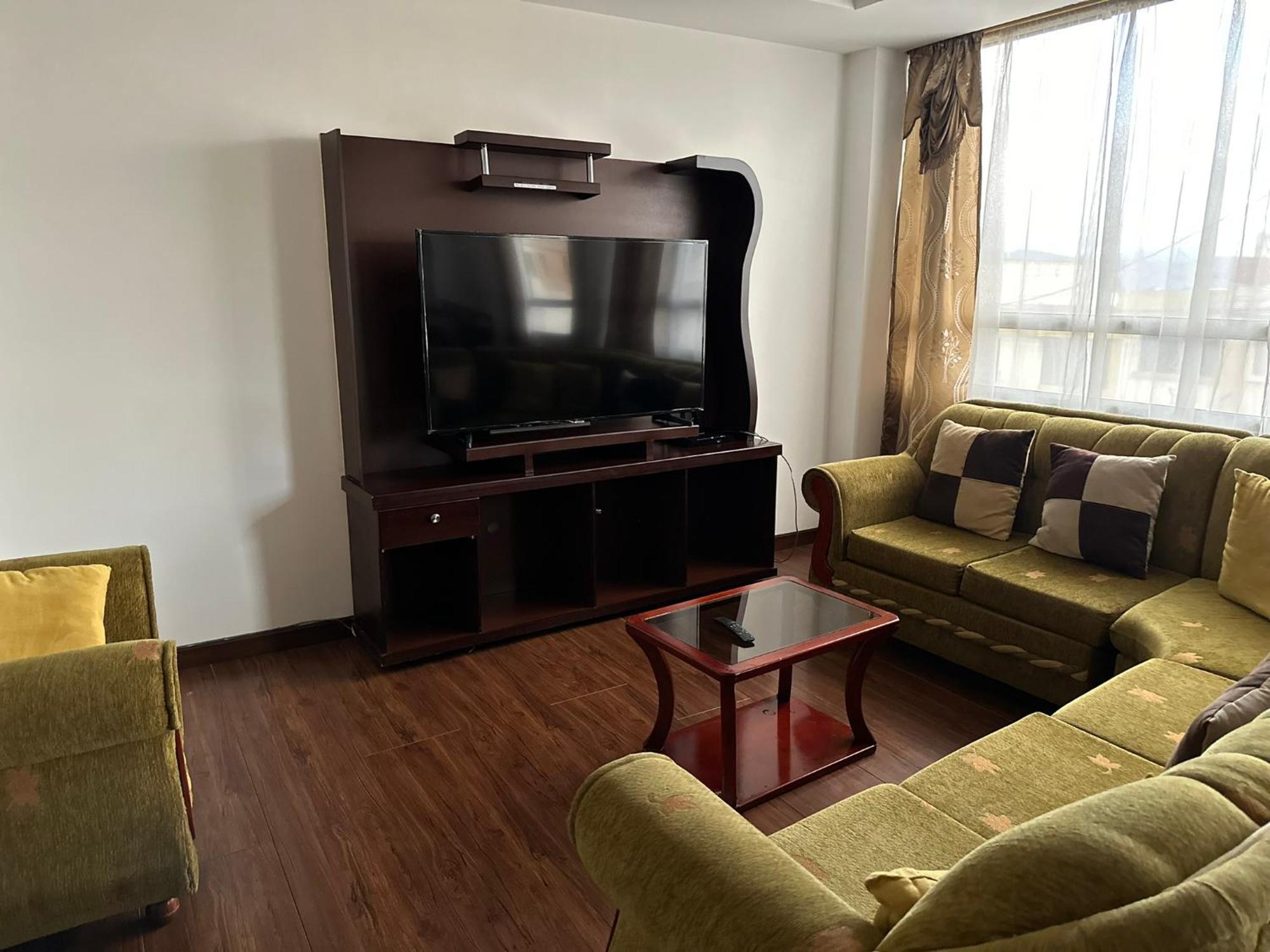 Instant Hotel - Departamento En Ambato Exterior photo