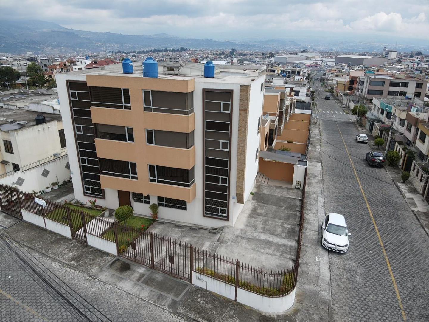 Instant Hotel - Departamento En Ambato Exterior photo